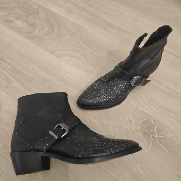 Zara Shoes - ZARA Boots || Size 39
